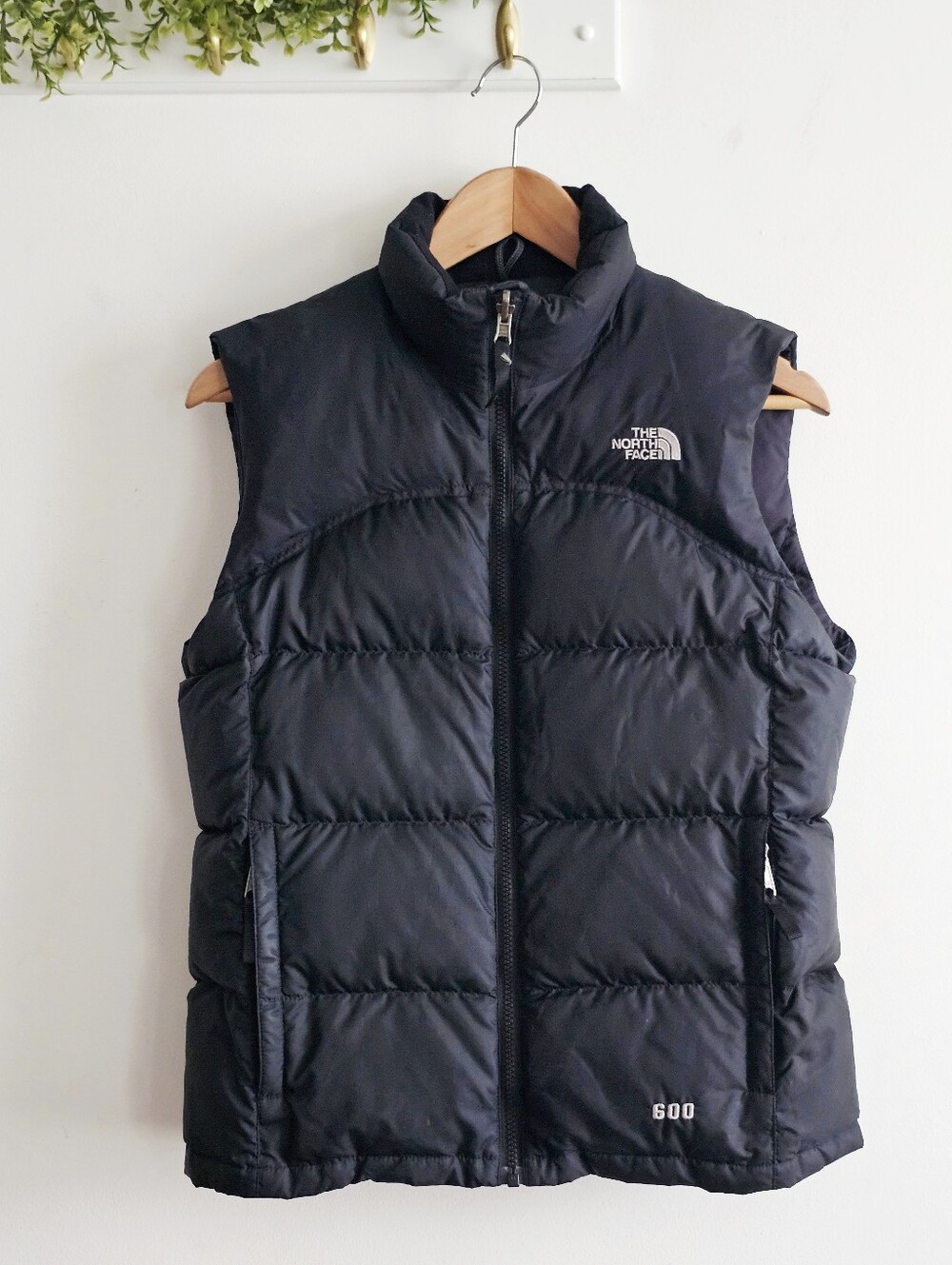The North Face 600 Goose Down Puffer Vest Girls 7/8 Black Insulated Full Zip